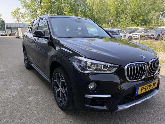 BMW X1 sDrive20i High Executive | Elektrische stoel | Camera Info Bas: 0492-588982