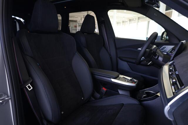 BMW X1 xDrive25e M Sport Pro | Driving Assitant Plus | Panoramadak | Trekhaak