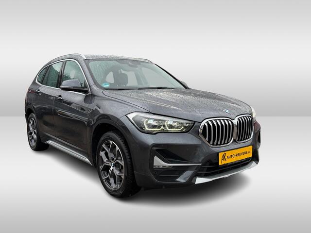 BMW X1 xDrive25e xLine / LED / HUD / Navi / Camera