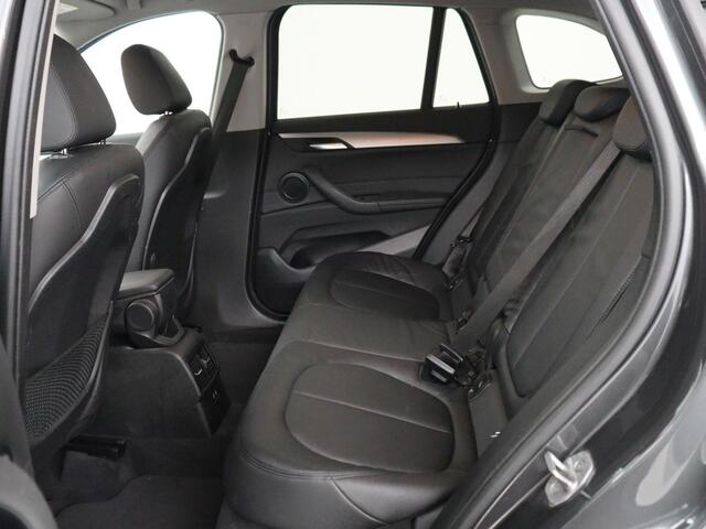 BMW X1 xDrive25e Executive | Leder | Adaptive cruise | Navigatie | 18'' | Full LED | Parkeerhulp | Climate control | Bluetooth | Cruise control | PHEV | Plug In