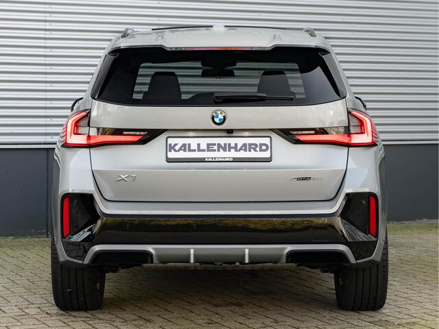 BMW X1 sDrive18i M-Sport Pro - 20 inch - Pano - Memory - Trekhaak - Head-up