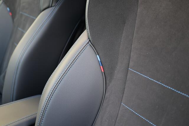 BMW X1 xDrive30e | M-SPORT | NAP! | PANO | H/K AUDIO | HUD | MEMORY | 20'' | KEYLESS | LED ADAPTIEF |