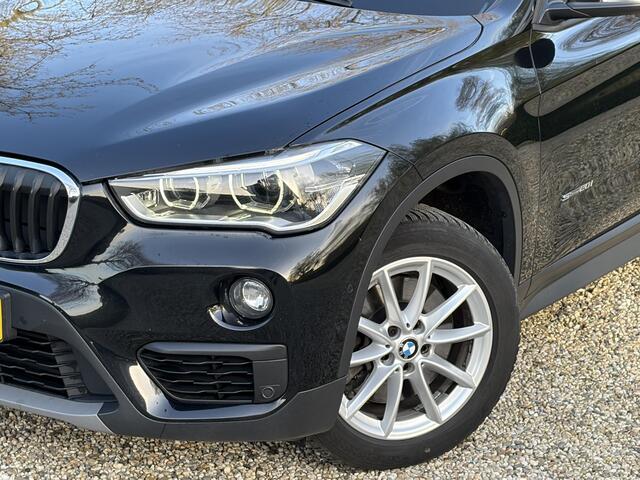 BMW X1 2.0i High Executive Automaat,Leer,Head-Up,Trekhaak