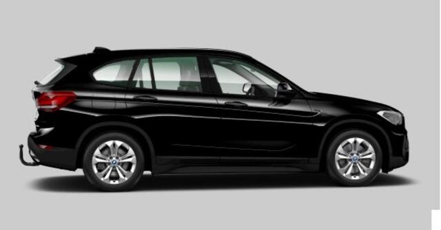 BMW X1 xDrive25e Executive LED, Trekhaak, DAB