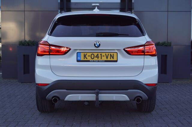 BMW X1 xDrive 20i High Executive Sport-line 192pk/ Trekhaak afnb./El. A-klep