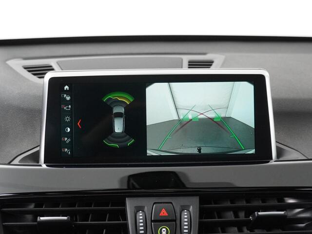 BMW X1 sDrive20i High Executive | X Line | Sportstoelen | Media Pack |