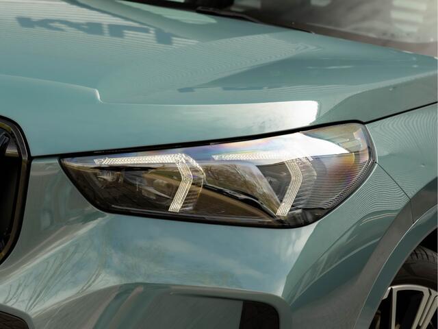 BMW X1 sDrive18i M-Sport Pro - Pano - Massage Zetel - Trekhaak - ACC