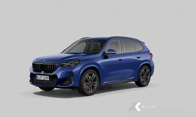 BMW X1 sDrive20i M Sport Pro | Shadow | Driving Ass. Plus | Comfort Access | Adaptive LED | Sportstoelen | 19' Inch |