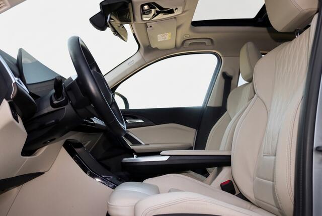 BMW X1 25 e xDrive Frozen Grey l Pano l Trekhaak l 360 l Leder l VOL OP