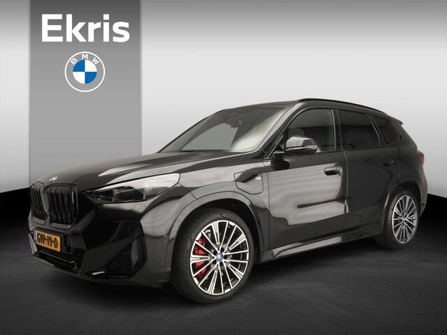 BMW X1 xDrive25e | M-Sportpakket | LED | Navigatie | Panoramadak | Stoelverwarming | Keyles go | DAB | Alu 20 inch