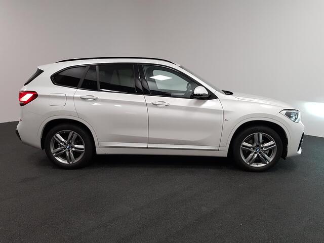 BMW X1 sDrive18i Automaat M-Sport Executive | Lederen Bekleding | Navigatie | Climate Control | Camera | Parkeer Sensoren | Lichtmetalen velgen | Cruise Control
