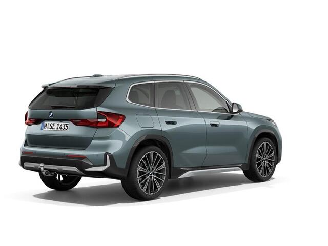 BMW X1 sDrive20i xLine | Premium Pack | Travel Pack | Comfort Pack | Trekhaak