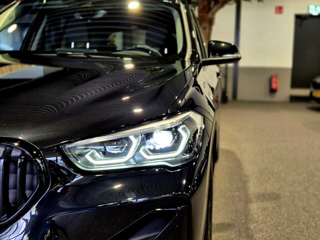 BMW X1 xDrive25e High Executive Sportline | Black edtion | HUD | Camera | Carplay