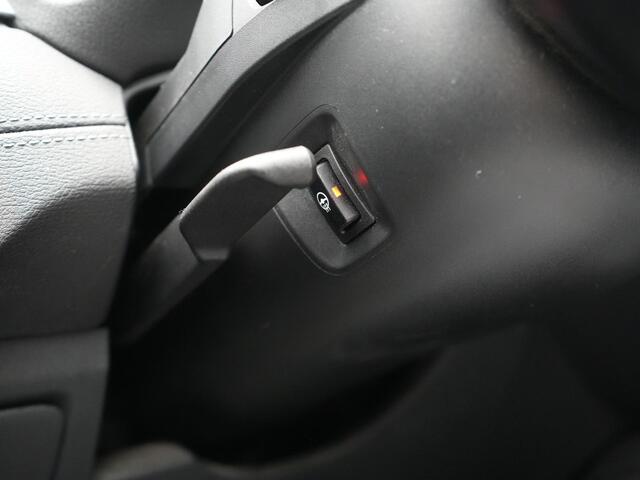 BMW X1 xDrive25e M Sport PHEV 221pk Dealer O.H. | Camera | Sportstoelen & Stuur Verwarmd | Sfeerverlichting | Cruise Control | Navigatie | DAB | 19"L.M | Plug In Hybrid |