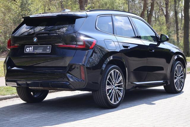 BMW X1 sDrive18i M-Pakket | HUD | Keyless | Adap LED | 360 Camera | Stoelverwarming | DAB | Etc.