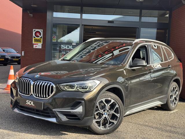 BMW X1 sDrive18i High Executive Xline // DEALER ONDERHOUDEN!! // CAMERA // NAVI // CLIMA // CRUISE // LED //