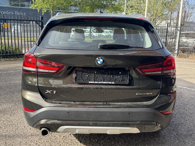 BMW X1 sDrive18i High Executive Xline // DEALER ONDERHOUDEN!! // CAMERA // NAVI // CLIMA // CRUISE // LED //