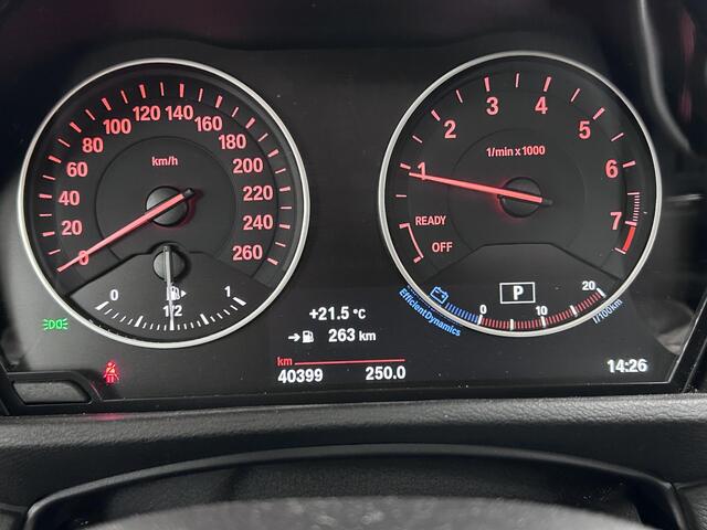 BMW X1 sDrive20i High Executive NAVIGATIE | PANORAMADAK | ACHTERUITRIJCAMERA | LEDEREN BEKLEDING