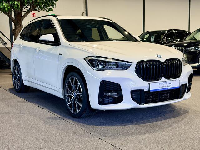 BMW X1 xDrive25e Executive M-Sport | Camera | Trekhaak | Stoelverwarming | 4x4