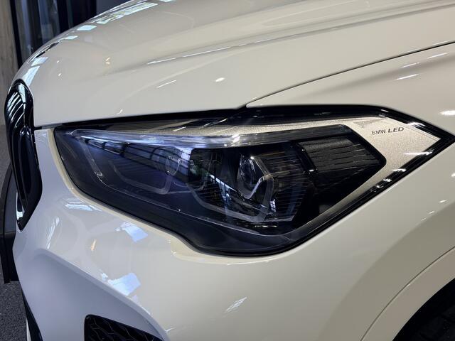 BMW X1 xDrive25e Executive M-Sport | Camera | Trekhaak | Stoelverwarming | 4x4