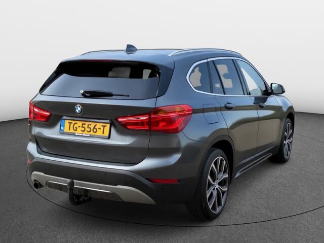 BMW X1 sDrive18i High Executive | Leder | Trekhaak | Stoelverwarming