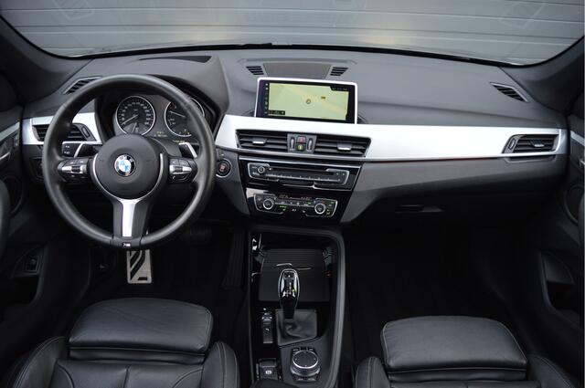 BMW X1 sDrive20i High Executive | M-PAKKET | PANO | ACC | HUD | CAMERA |