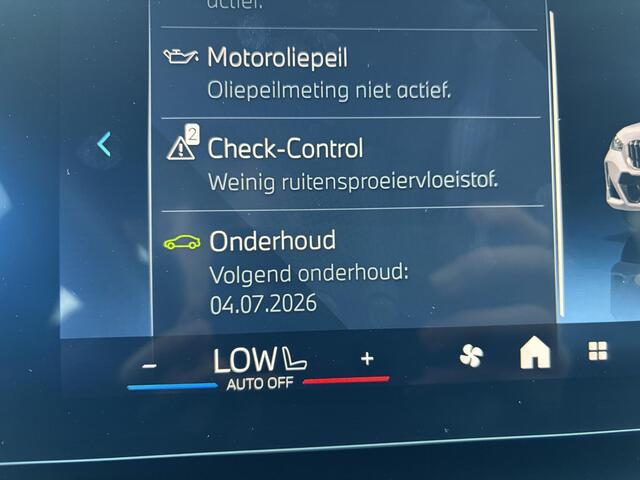 BMW X1 xDrive25e M-Sport Automaat / Trekhaak elektrisch uitklapbaar ( 1700 kg ) / Innovation pack / Voorstoelen verwarmd /