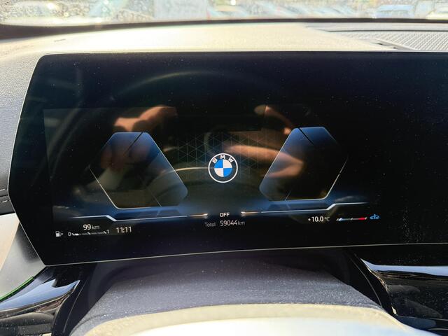 BMW X1 sDrive18i | NIEUW MODEL | Trekhaak | Sportstoelen met geheugen | Camera | Leer |