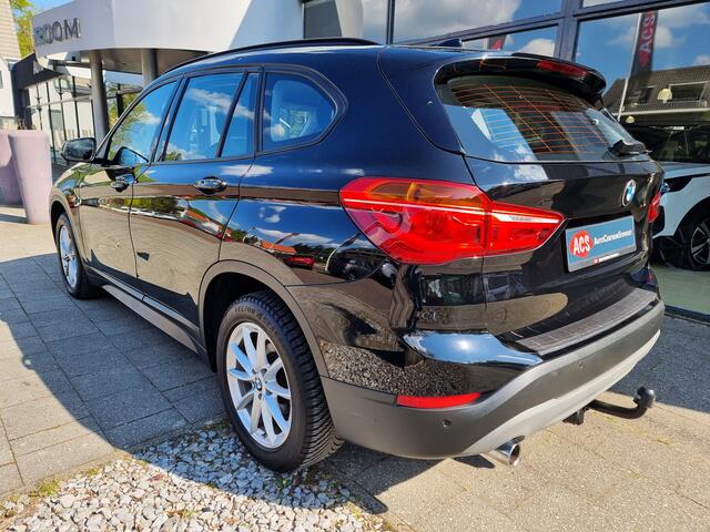 BMW X1 sDrive18i Executive Automaat | M-sport Int. | 100% Dealeronderhoud | Topstaat!