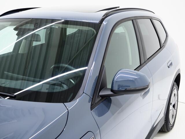 BMW X1 xDrive25e Individual | Panoramadak | Leder | Camera | Keyless | Cruise | Virtual | DAB | Carplay
