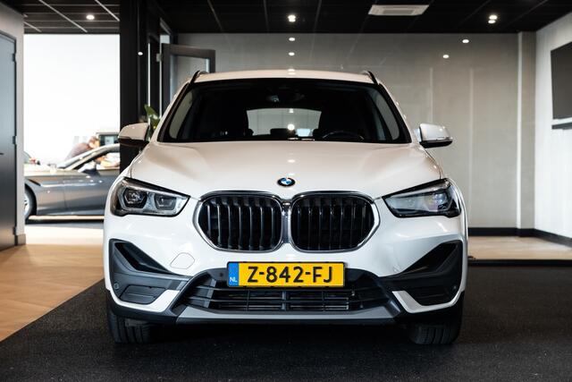BMW X1 xDrive25e High Exec. | Camera | Navi | Stoelverwarming |
