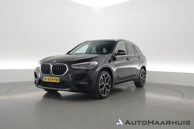 BMW X1 xDrive25e High Executive | Afn. Trekhaak | Navi | Camera | Cruis Ctrl. | Elek. Achterklep | 19''