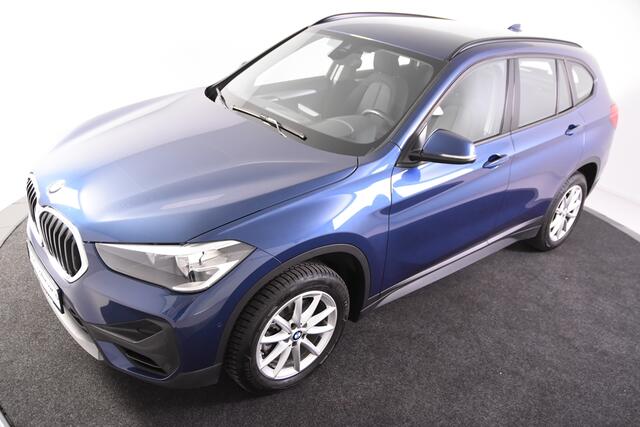 BMW X1 sDrive18i *1ste eigenaar*Navigatie*Standkachel*PDC*
