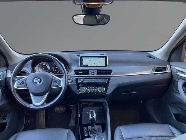 BMW X1 sDrive20i xLine HUD / Navi / Camera / Cruise / Half leder / LED