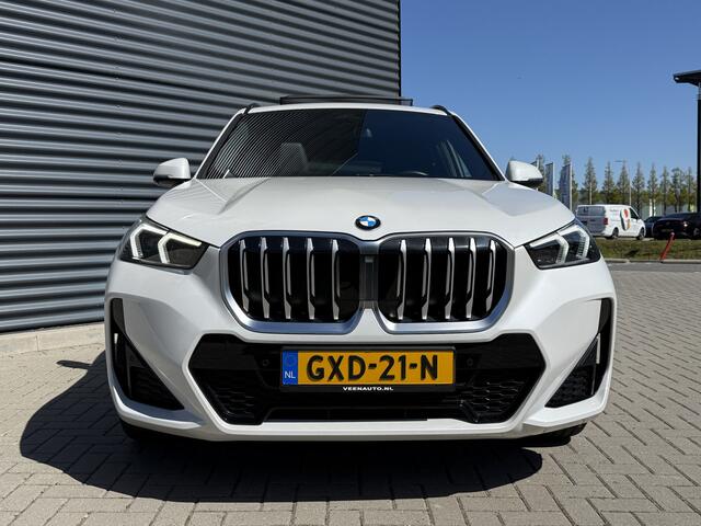 BMW X1 sDrive18i M-Sport Pano/Harman Kardon/Camera/Leder