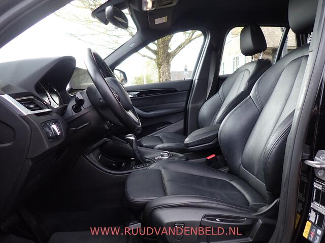 BMW X1 25e X-DRIVE HEADUP / SPORTLEER / TREKHAAK / CAMERA