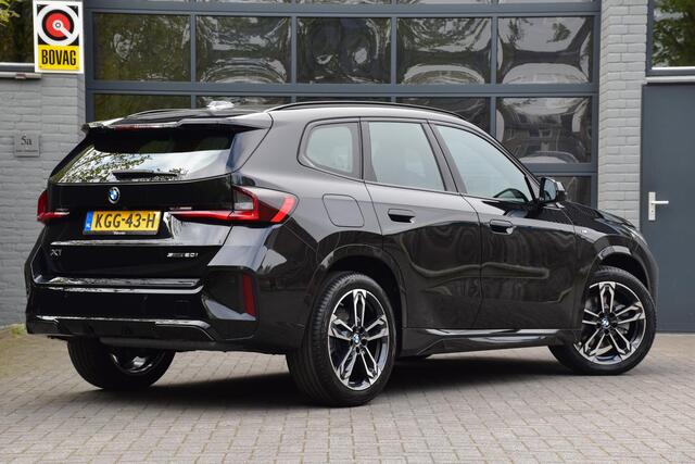 BMW X1 sDrive20i M Sport | ACC | Head up | Leer | 360 camera