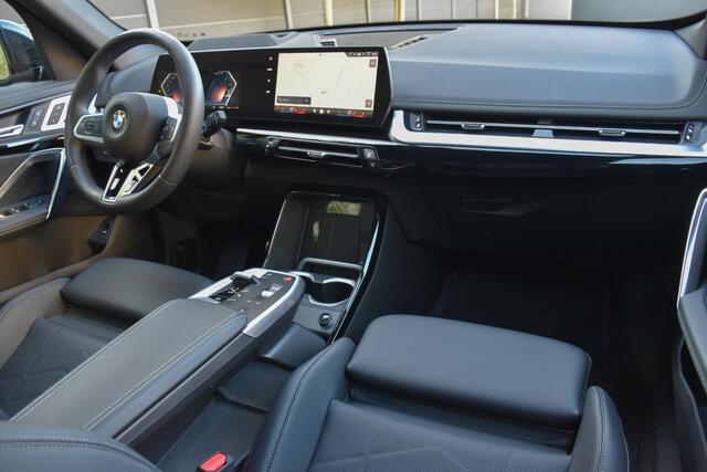 BMW X1 sDrive20i M Sport | ACC | Head up | Leer | 360 camera