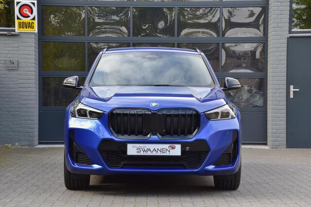 BMW X1 xDrive25e M Sport | Stuurverwarming | Head up | 360 camera