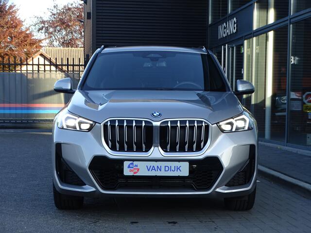 BMW X1 xDrive25e Pano M Sportpakket Adaptief M-onderstel Ada LED Comforttoegang Driving Assi 18''LM Velgen