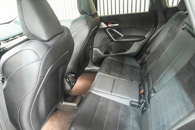 BMW X1 25 e xDrive M Sport | PANO | HARMAN KARDON | STOELVERWARMING | E