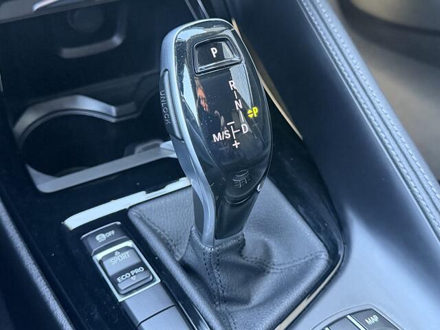 BMW X1 sDrive18i High Executive M SPORT Navi / Camera / sfeer verlichting