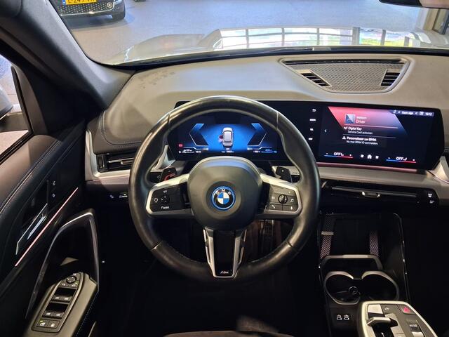 BMW X1 xDrive25e High Executive M-Sport | Camera | CarPlay | Navigatie | 4x4