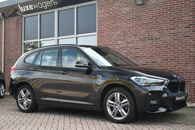 BMW X1 xDrive25e 220pk M-Sport Leder Stuurverw LED El-klep DAB BTW-auto!