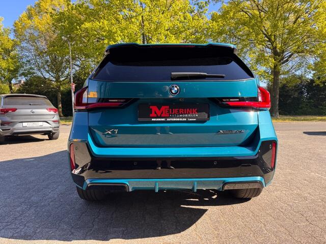 BMW X1 XDRIVE30E INDIVIDUAL BJ.2023 LEDER TREKHAAK