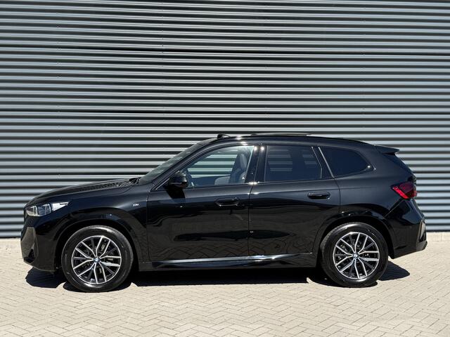 BMW X1 sDrive18i Pano/H&K/Leder/Trekhaak
