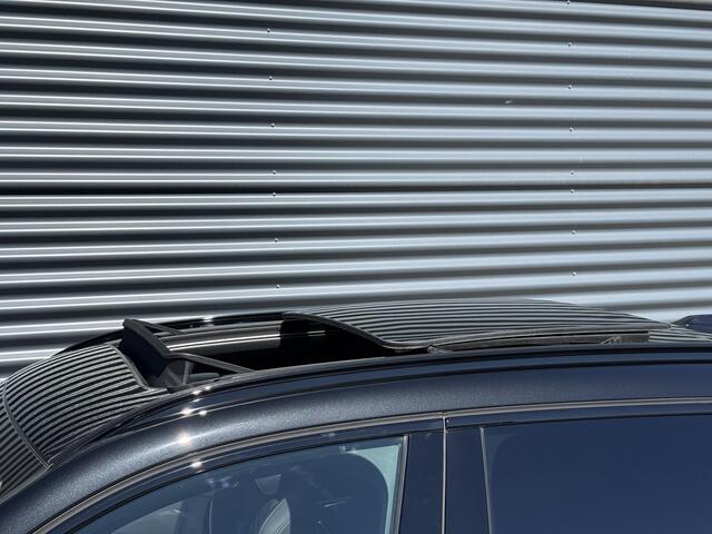BMW X1 sDrive18i Pano/H&K/Leder/Trekhaak