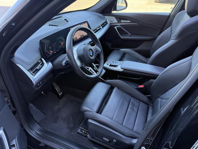 BMW X1 sDrive18i Pano/H&K/Leder/Trekhaak