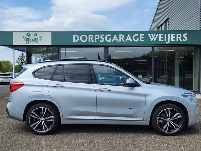 BMW X1 XDrive25i High Executive, M-Sport, Panorama, Trekhaak, Leder, Harman Kardon