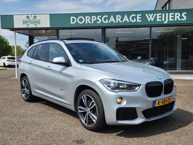 BMW X1 XDrive25i High Executive, M-Sport, Panorama, Trekhaak, Leder, Harman Kardon